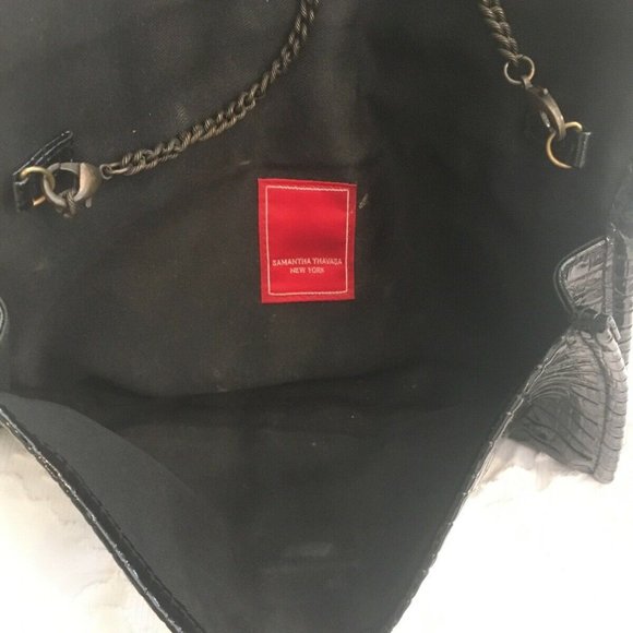 Samantha Thavasa Embossed leather clutch black - Picture 5 of 9